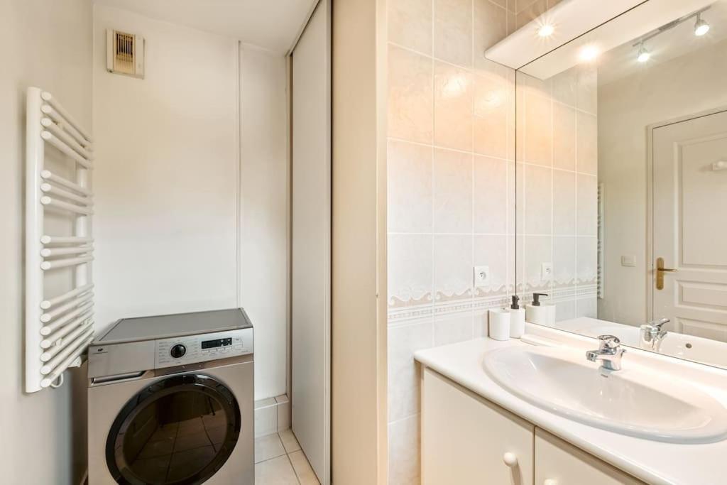 Ferienwohnung T2 Paisible Vaise, Avec Parking Metro Direct Bellecour Lyon Exterior foto